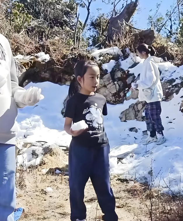 停更六天后再更新表示太悬疑了宣布再次搜山后的第二天姑姑(图2)